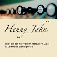 Henny Jahn spielt auf der historischen Marcussen-Orgel